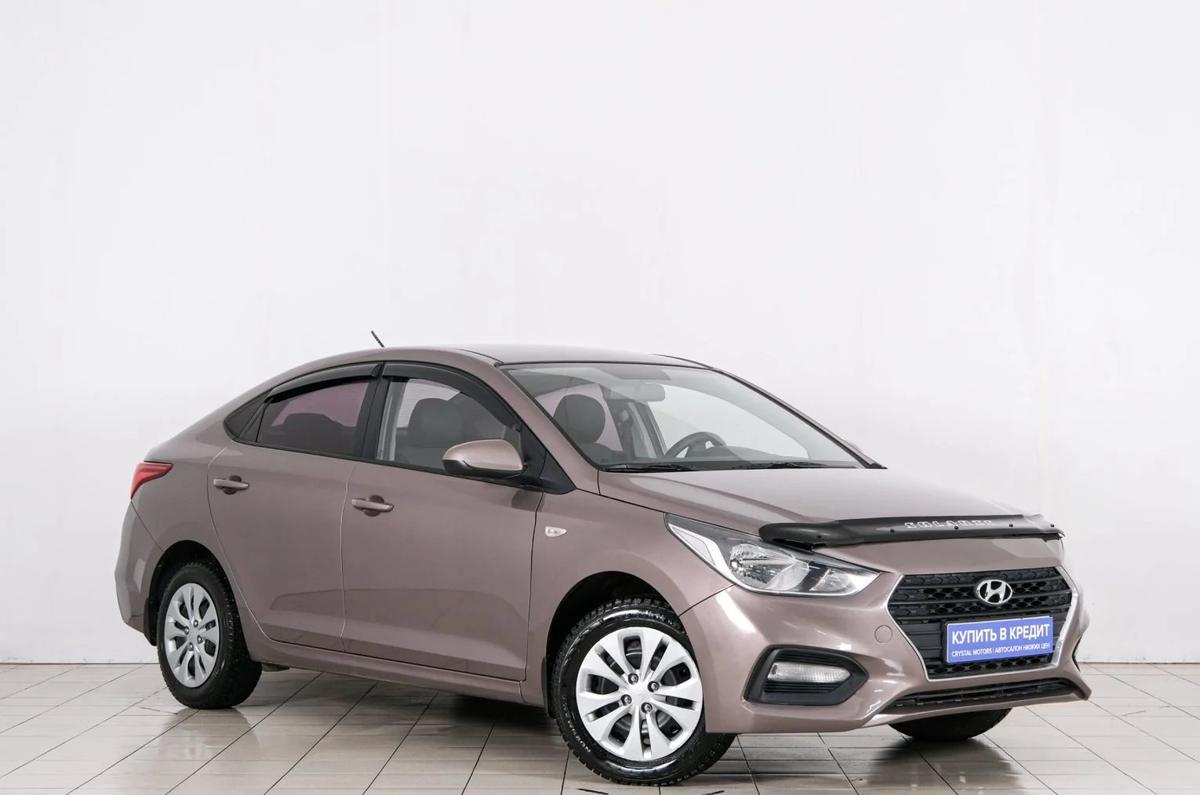 Седан Hyundai Solaris 2018 года, 1249000 рублей, Красноярск