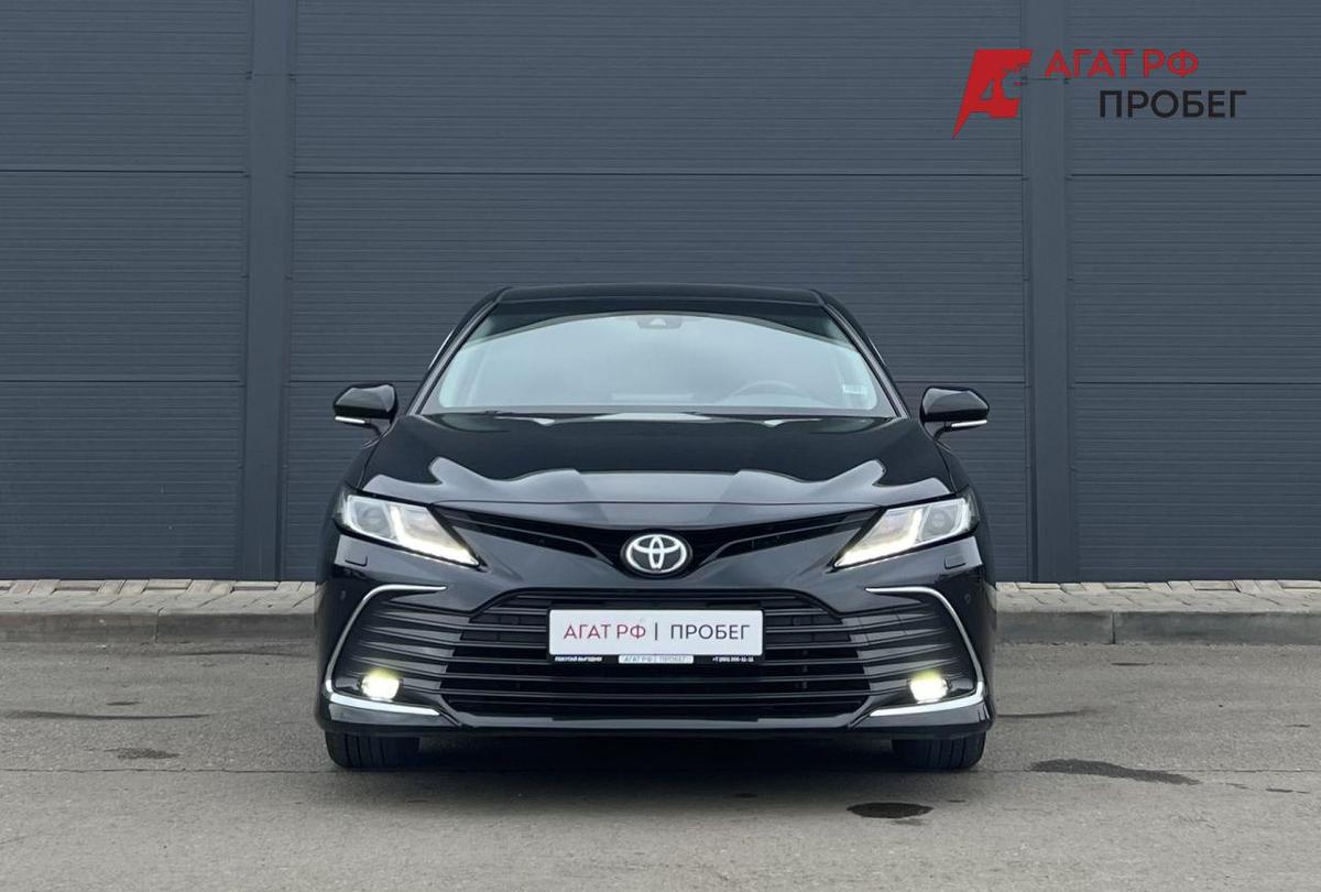 Седан Toyota Camry 2023 года, 3302000 рублей, Солонцы
