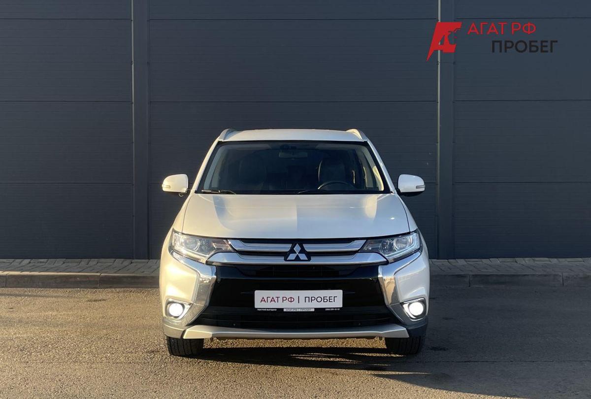 Внедорожник Mitsubishi Outlander 2017 года, 1920000 рублей, Солонцы