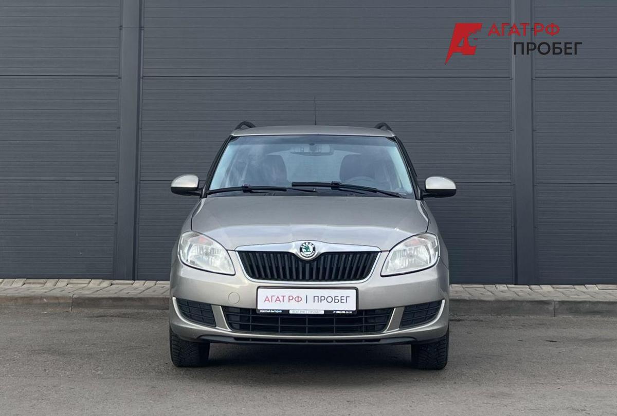 Универсал Skoda Fabia 2011 года, 500000 рублей, Солонцы
