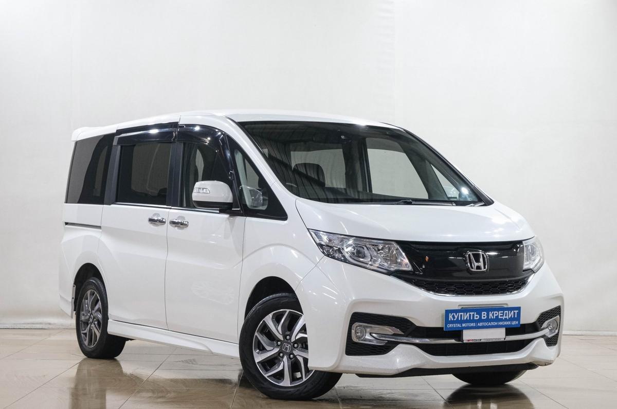 Минивэн Honda Stepwgn Spada 2016 года, 1799000 рублей, Новокузнецк