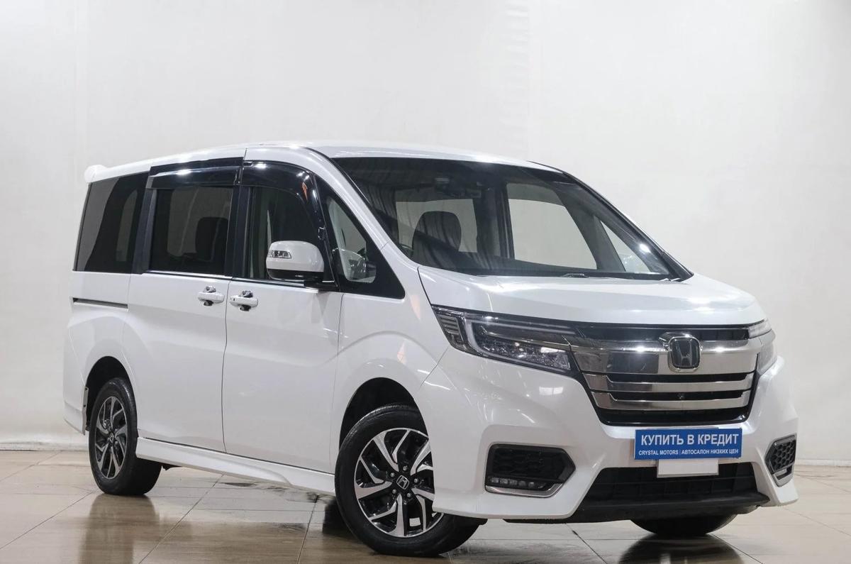 Минивэн Honda Stepwgn 2017 года, 2389000 рублей, Новокузнецк