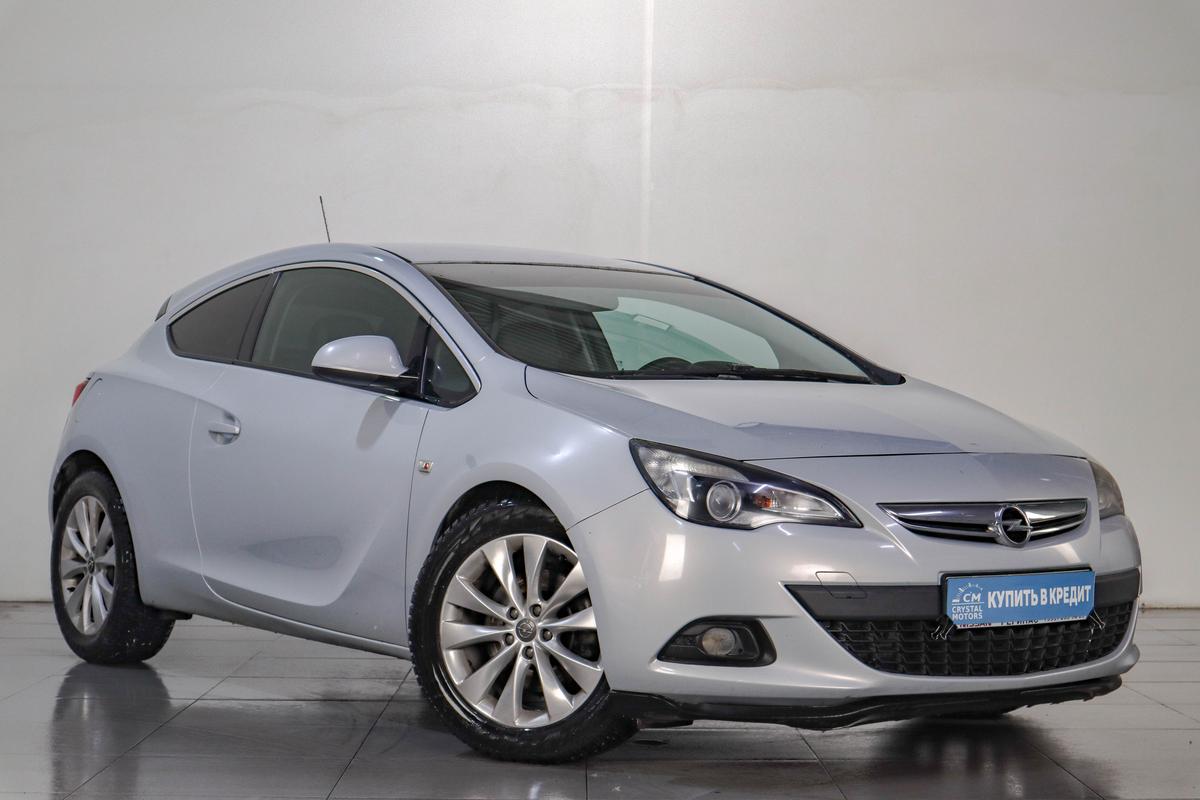 Хетчбэк Opel Astra GTC 2013 года, 739000 рублей, Челябинск