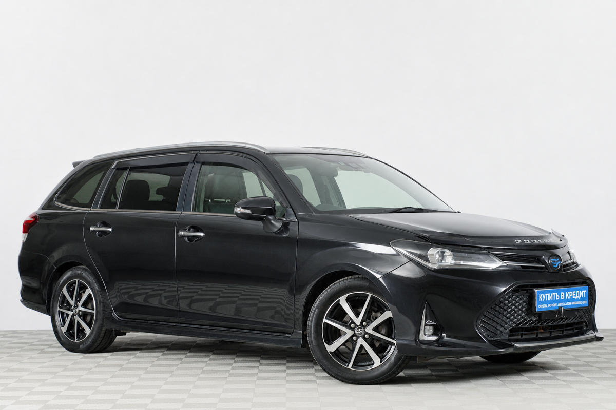 Универсал Toyota Corolla Fielder 2018 года, 1619000 рублей, Челябинск