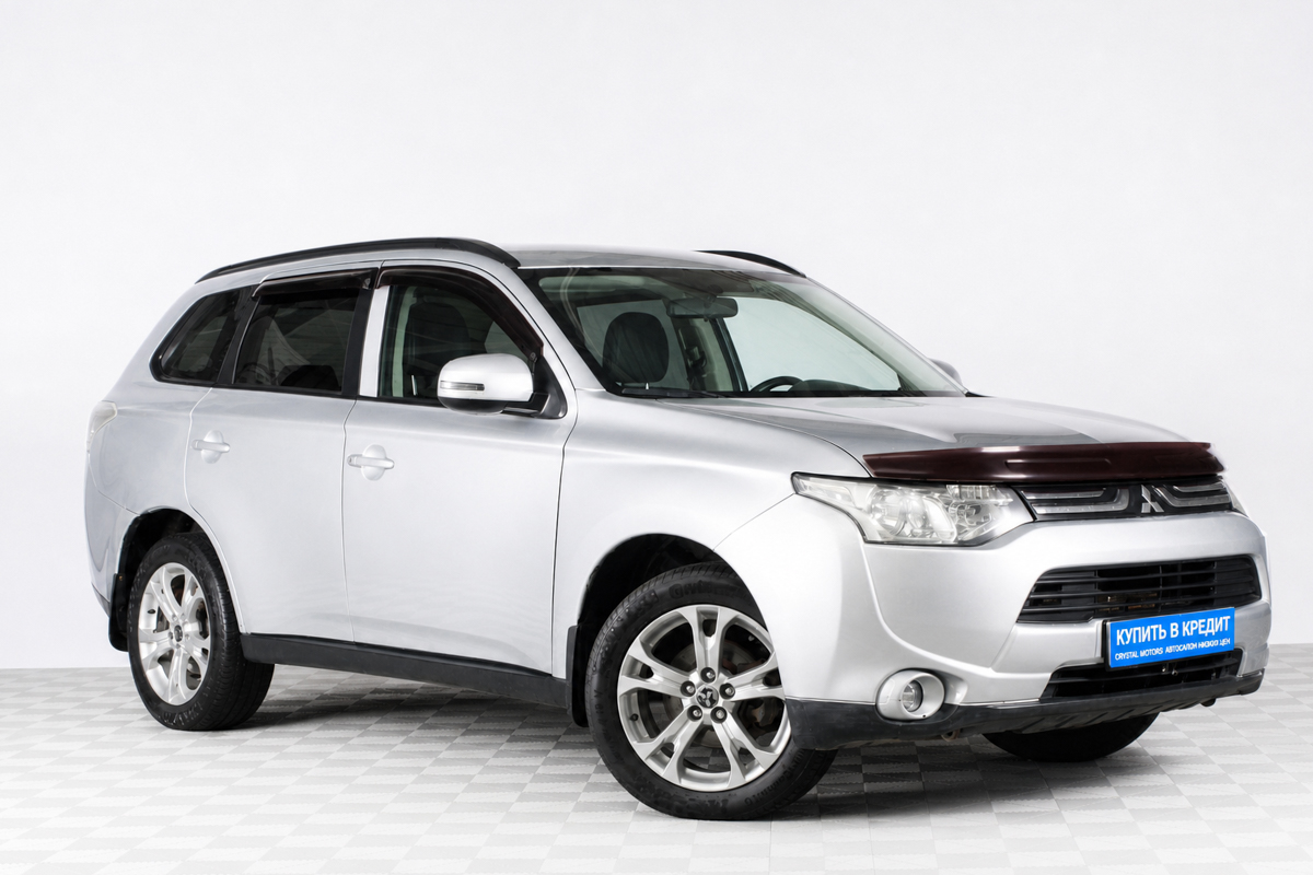 Внедорожник Mitsubishi Outlander 2013 года, 1399000 рублей, Челябинск