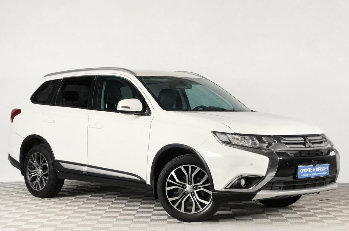 Внедорожник Mitsubishi Outlander 2017 года, 2239000 рублей, Челябинск