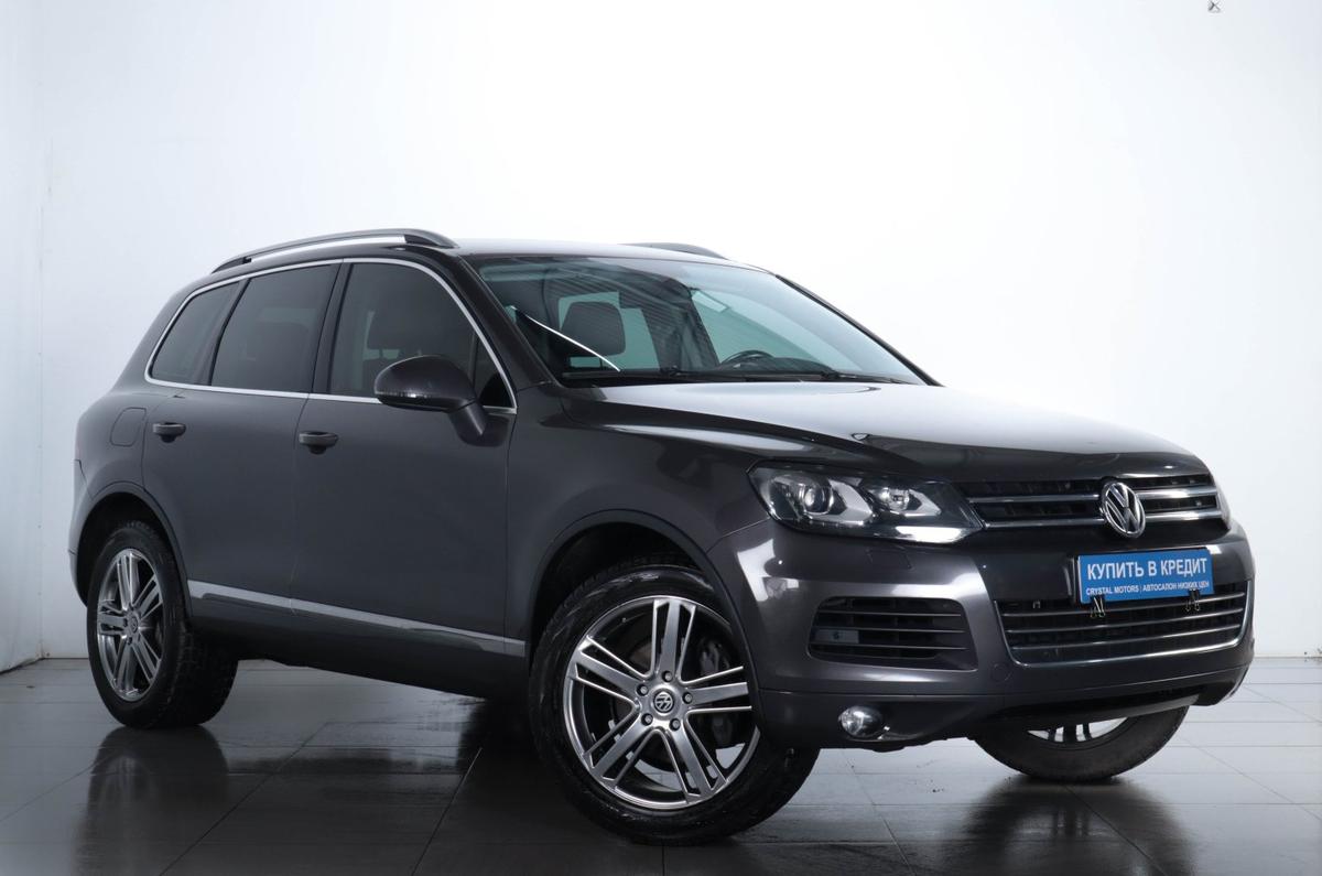 Внедорожник Volkswagen Touareg 2011 года, 1689000 рублей, Челябинск