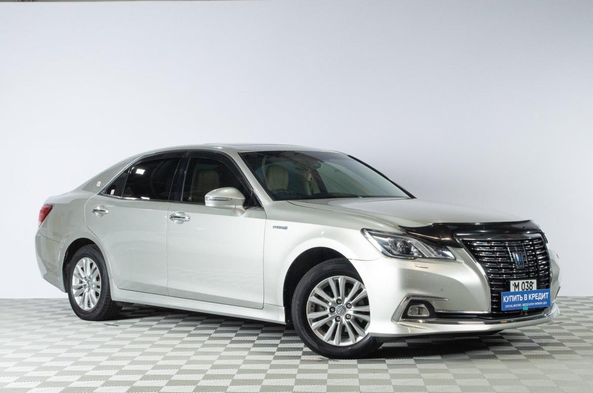 Седан Toyota Crown 2016 года, 2579000 рублей, Челябинск