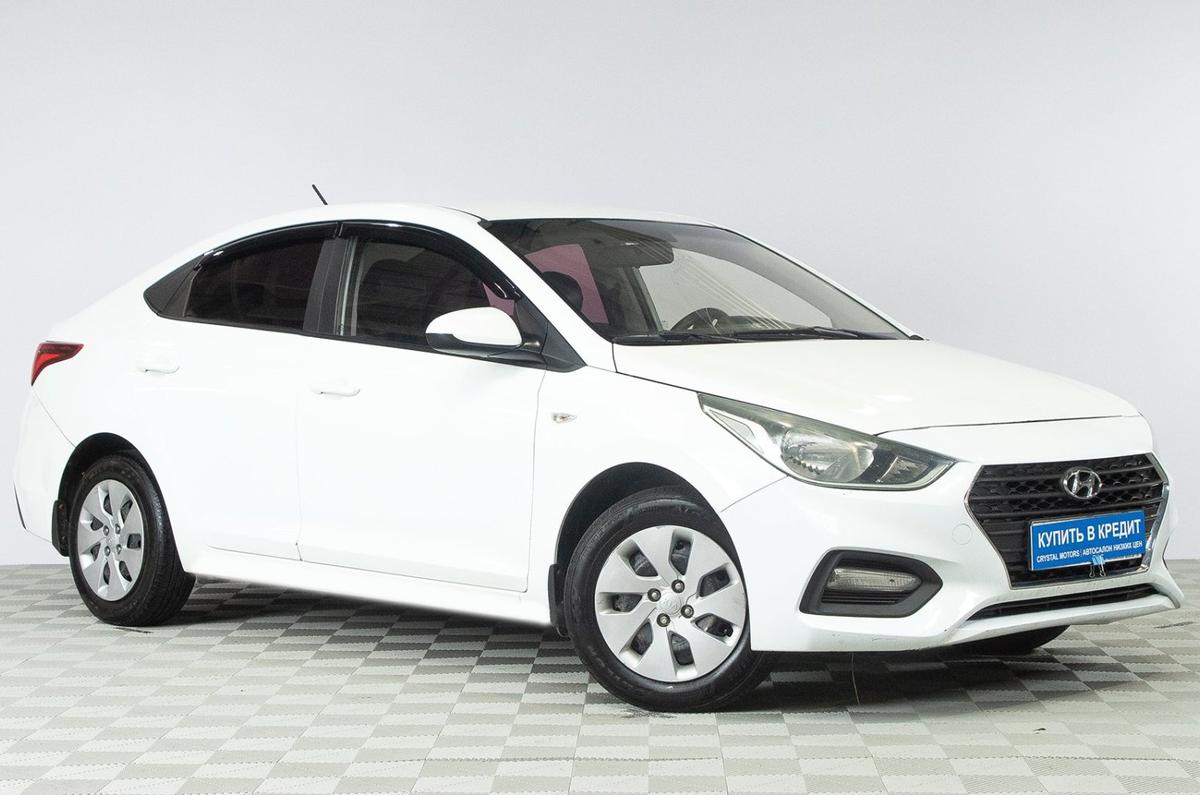 Седан Hyundai Solaris 2018 года, 1399000 рублей, Челябинск