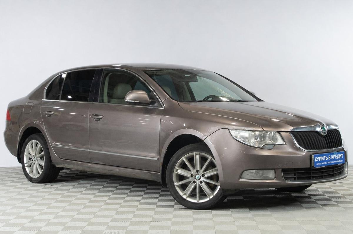 Лифтбек Skoda Superb 2011 года, 929000 рублей, Челябинск