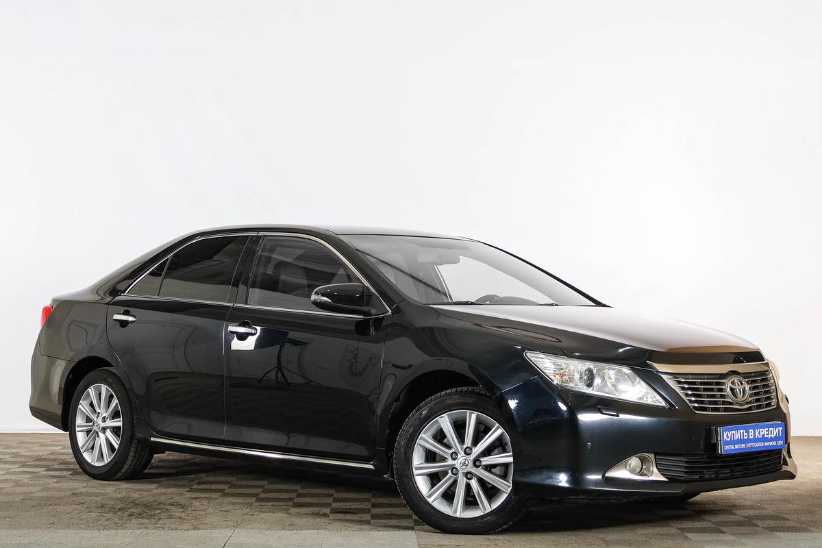 Седан Toyota Camry 2014 года, 1879000 рублей, Тюмень