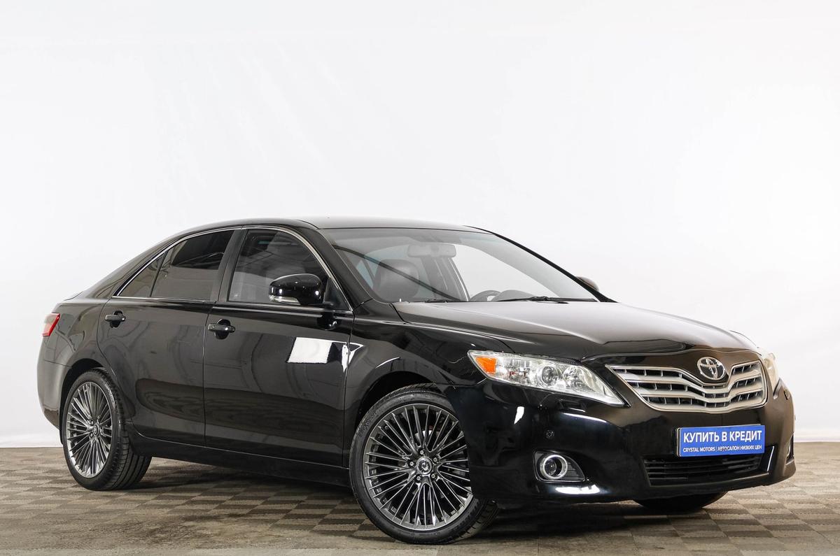 Седан Toyota Camry 2011 года, 1249000 рублей, Тюмень