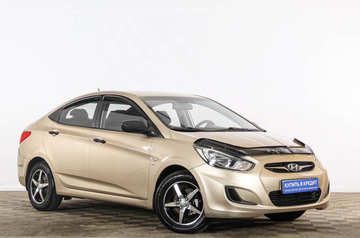 Седан Hyundai Solaris 2014 года, 1049000 рублей, Тюмень