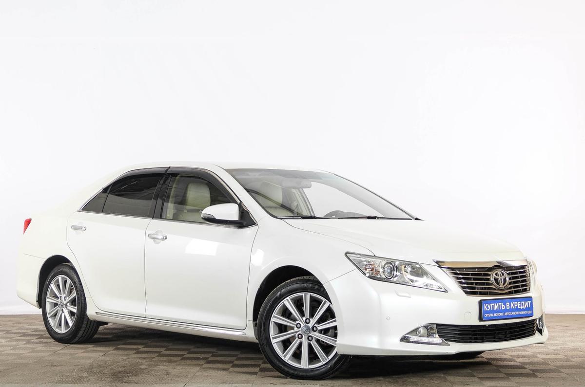 Седан Toyota Camry 2012 года, 1779000 рублей, Тюмень