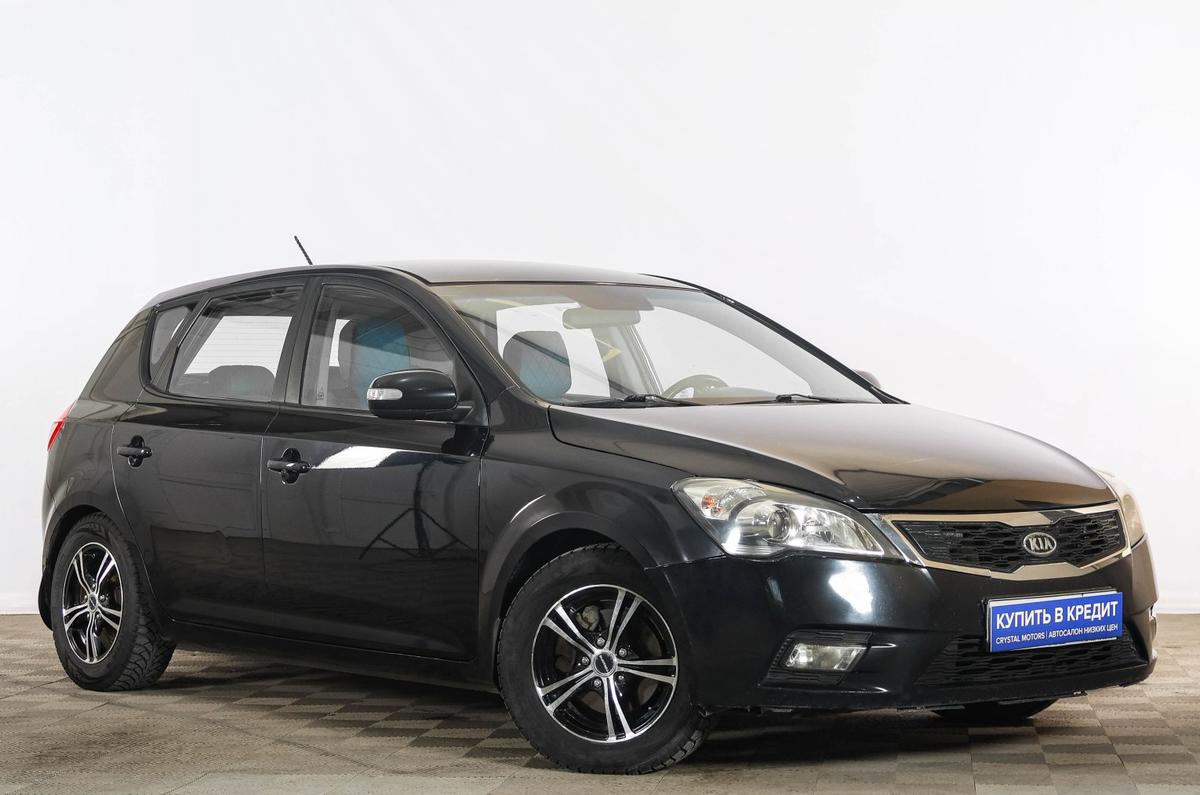 Хетчбэк Kia Ceed 2010 года, 649000 рублей, Тюмень