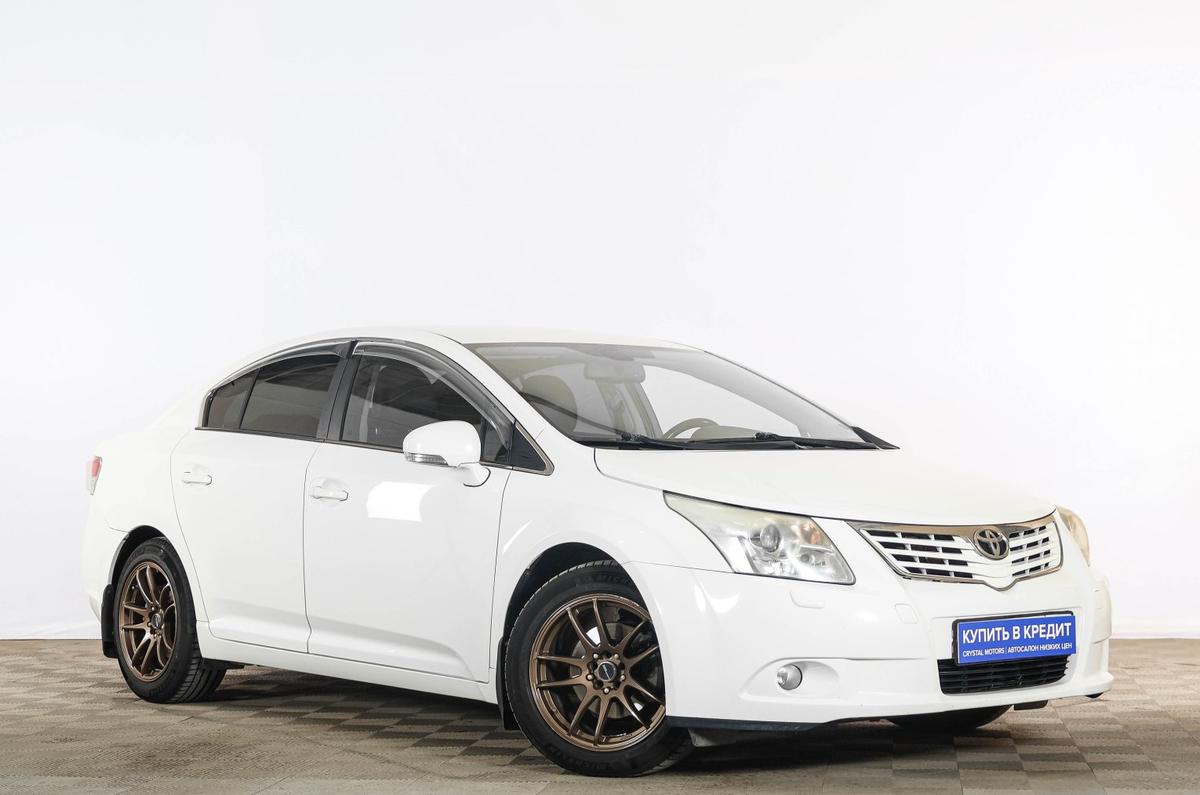 Седан Toyota Avensis 2011 года, 999000 рублей, Тюмень
