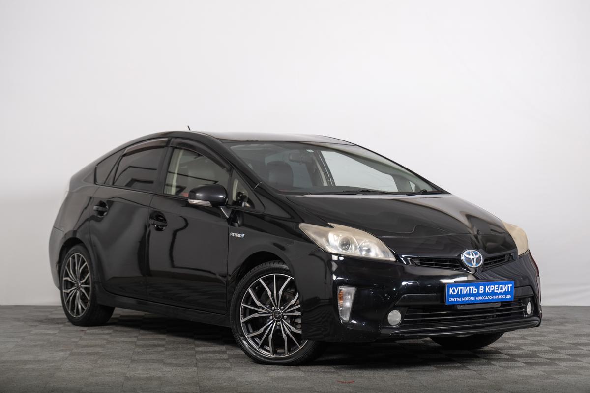 Лифтбек Toyota Prius 2013 года, 1189000 рублей, Томск
