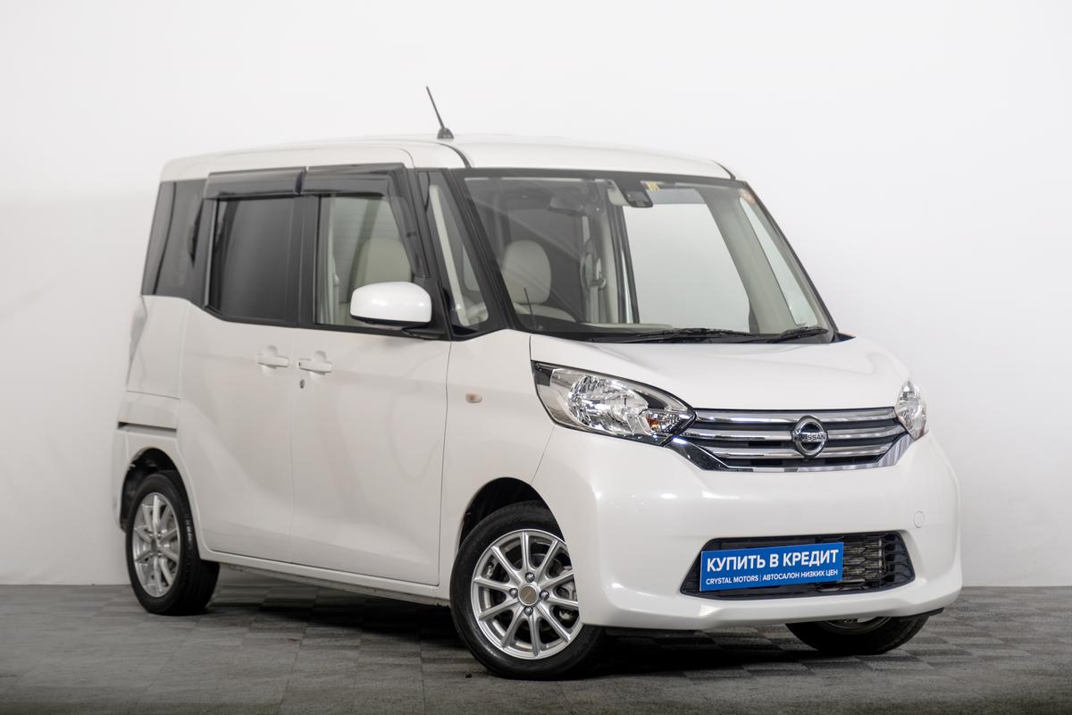 Хетчбэк Nissan Dayz Roox 2016 года, 889000 рублей, Томск