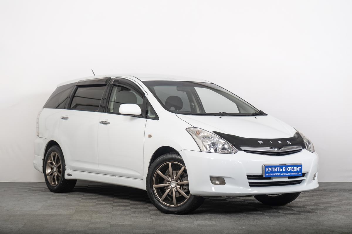 Минивэн Toyota Wish 2005 года, 989000 рублей, Томск