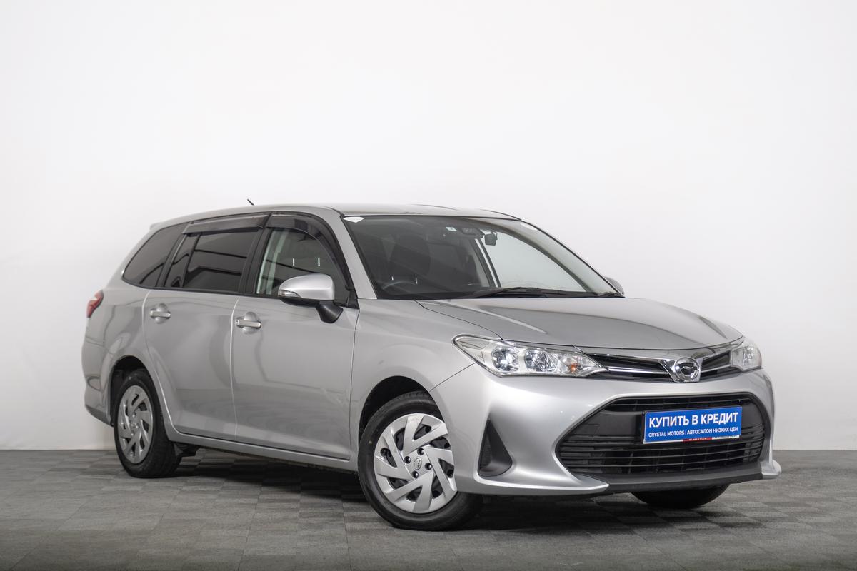 Универсал Toyota Corolla Fielder 2019 года, 1429000 рублей, Томск