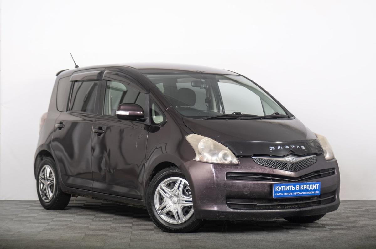 Хетчбэк Toyota Ractis 2010 года, 629000 рублей, Томск