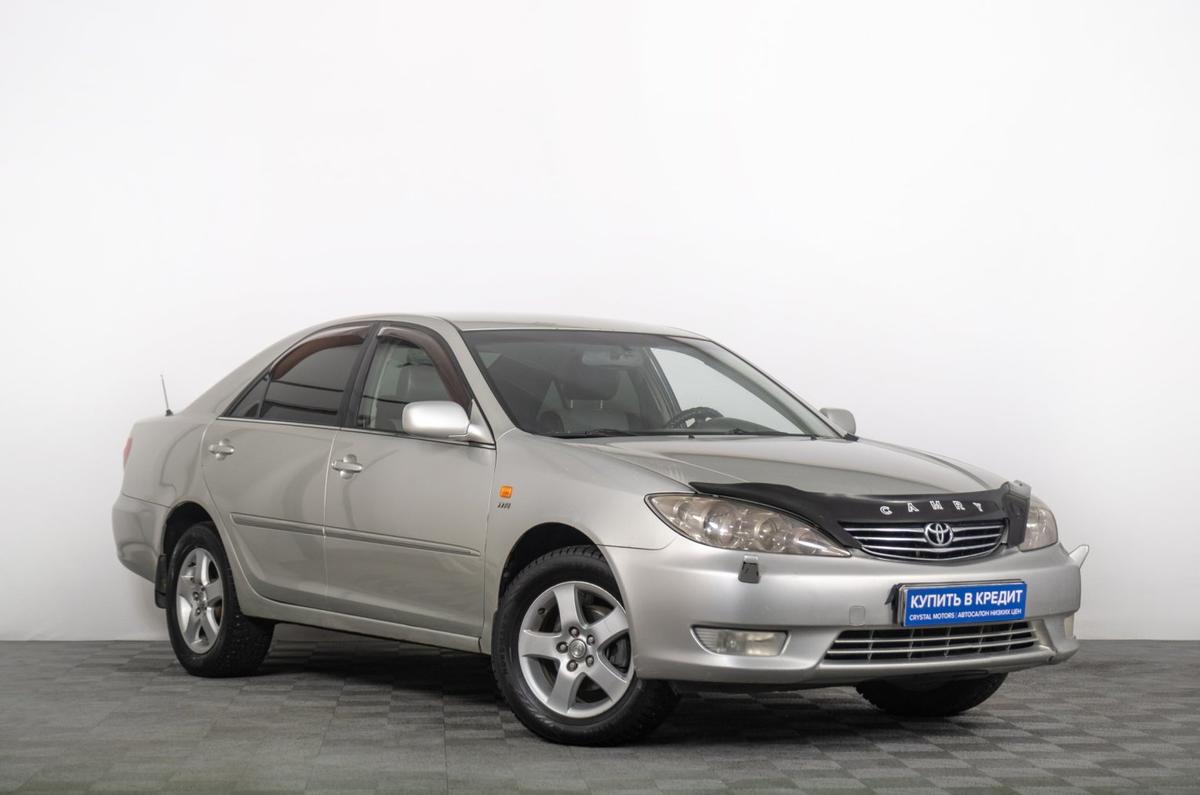 Седан Toyota Camry 2005 года, 759000 рублей, Томск