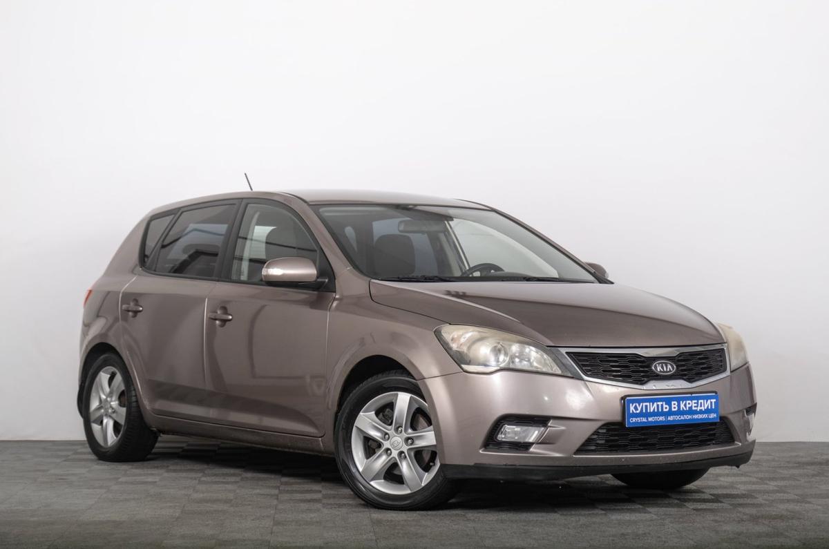 Хетчбэк Kia Ceed 2011 года, 849000 рублей, Томск