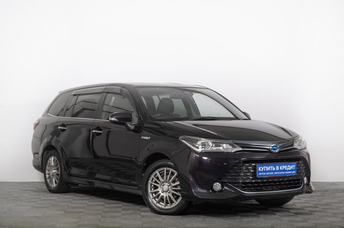 Универсал Toyota Corolla Fielder 2017 года, 1599000 рублей, Томск