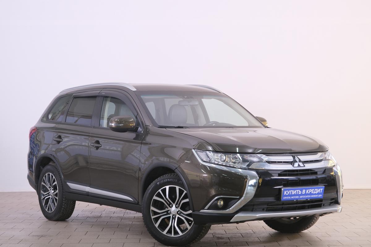 Внедорожник Mitsubishi Outlander 2017 года, 1939000 рублей, Омск