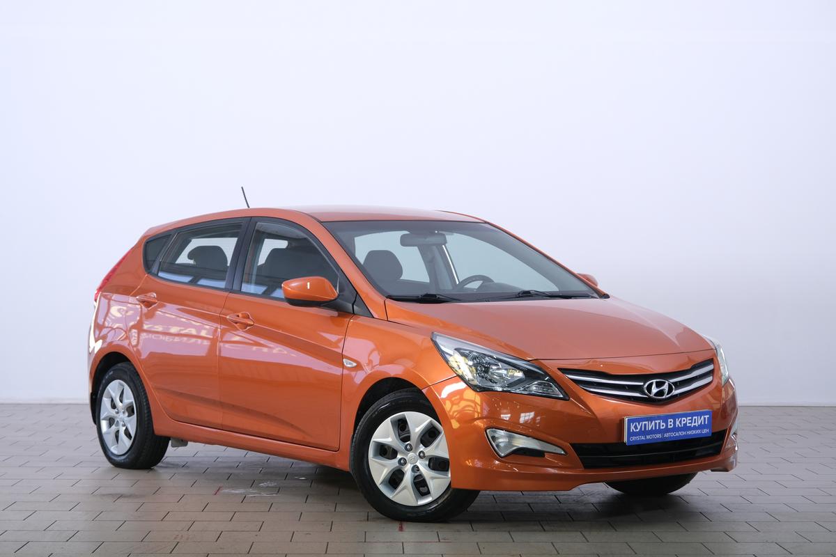 Хетчбэк Hyundai Solaris 2015 года, 969000 рублей, Омск