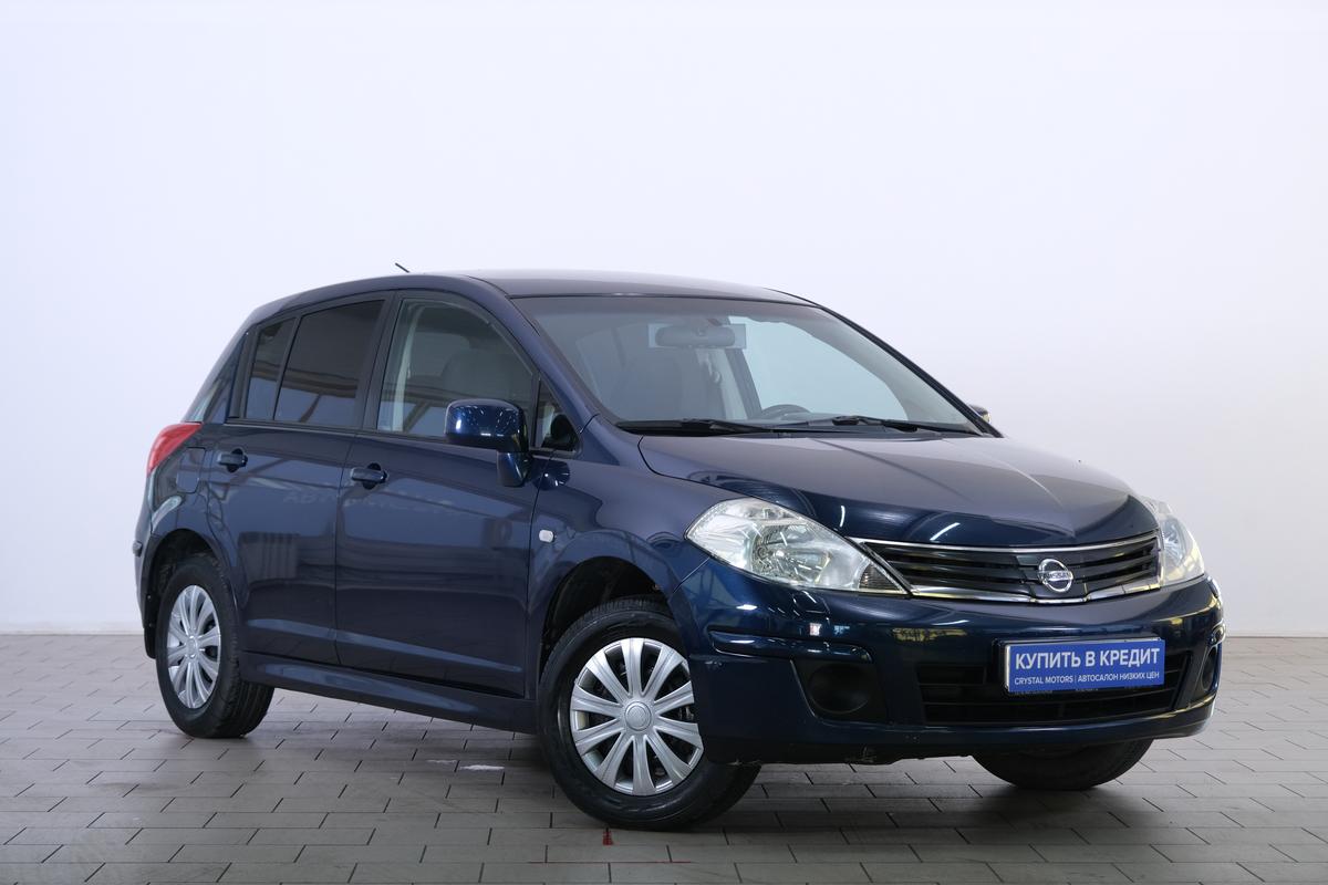 Хетчбэк Nissan Tiida 2010 года, 839000 рублей, Омск