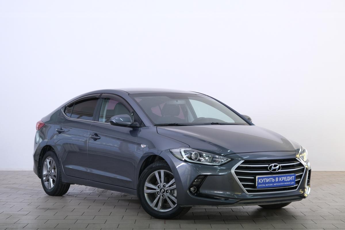 Седан Hyundai Elantra 2018 года, 1569000 рублей, Омск