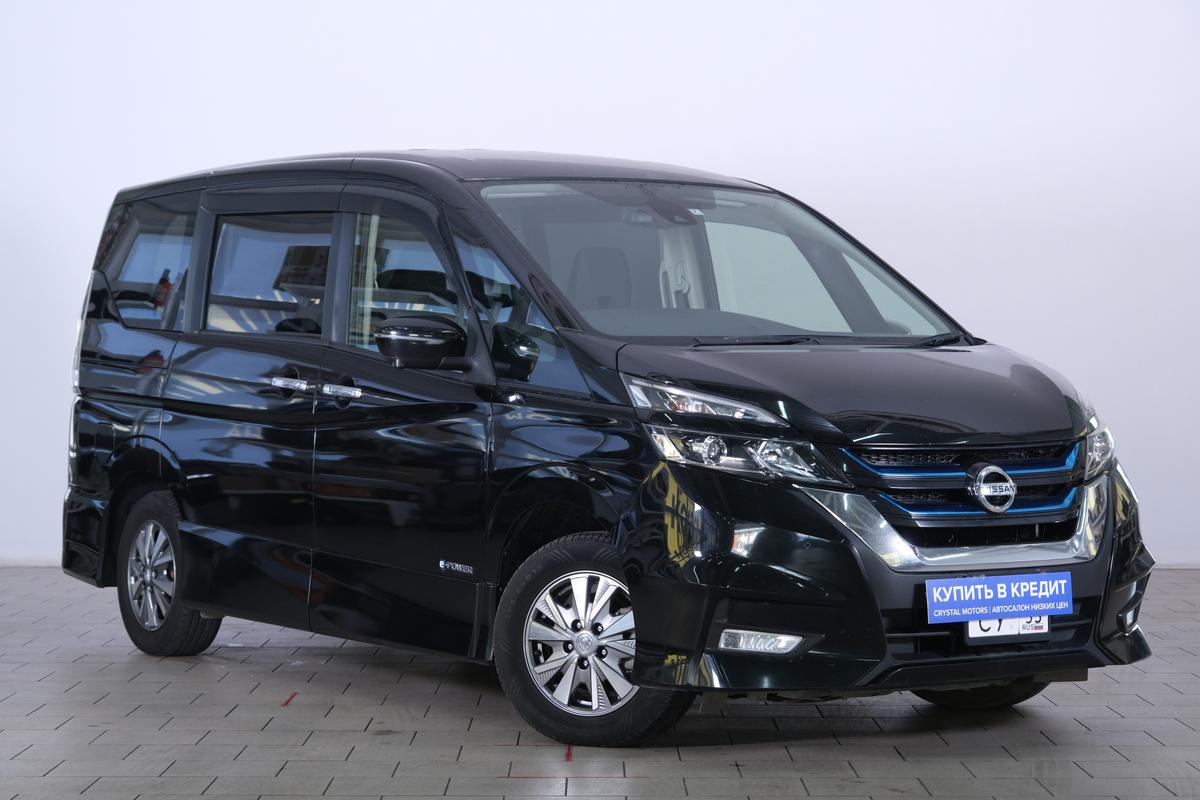 Минивэн Nissan Serena 2018 года, 1909000 рублей, Омск