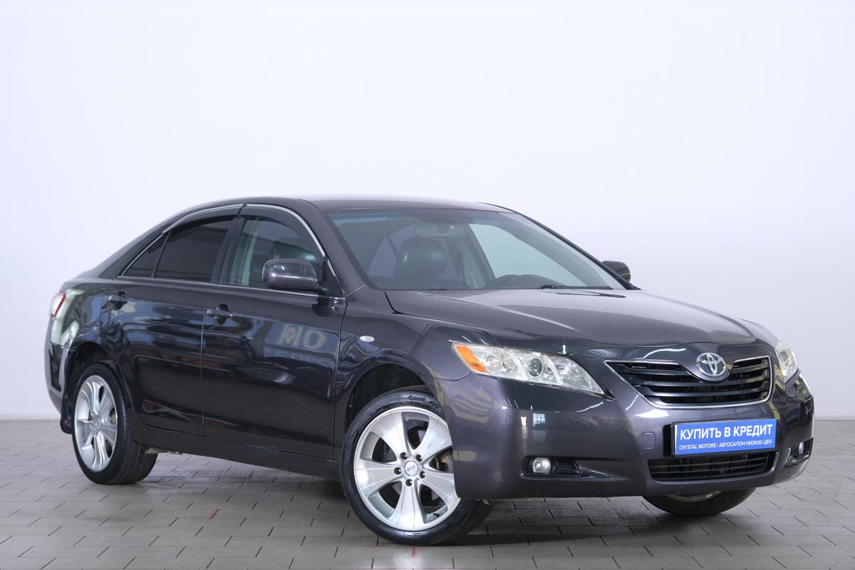 Седан Toyota Camry 2006 года, 989000 рублей, Омск
