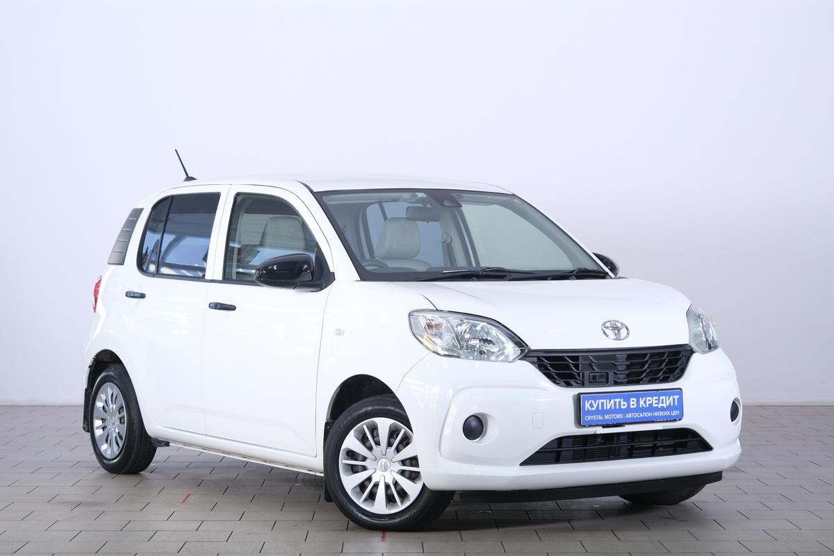Хетчбэк Toyota Passo 2017 года, 1039000 рублей, Омск