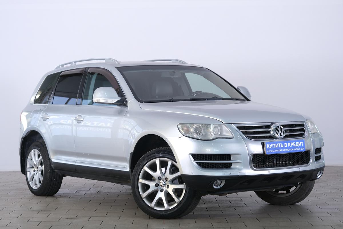 Внедорожник Volkswagen Touareg 2008 года, 1089000 рублей, Омск