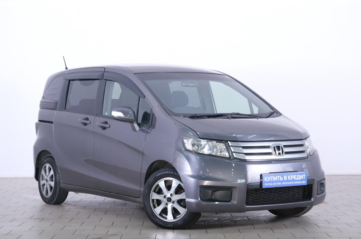 Минивэн Honda Freed 2012 года, 1149000 рублей, Омск