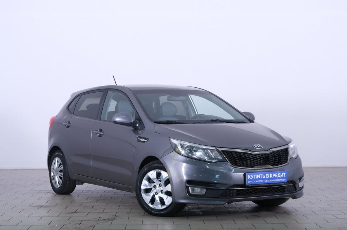 Хетчбэк Kia Rio 2017 года, 959000 рублей, Омск