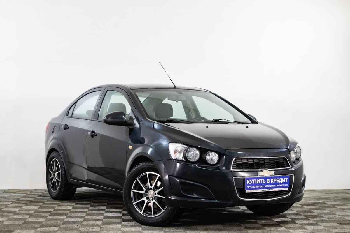 Седан Chevrolet Aveo 2014 года, 459000 рублей, Сургут
