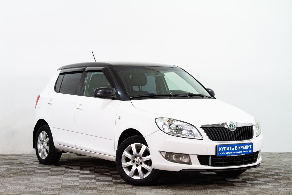 Хетчбэк Skoda Fabia 2013 года, 689000 рублей, Сургут