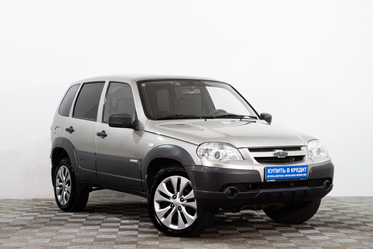 Внедорожник Chevrolet Niva 2012 года, 499000 рублей, Сургут