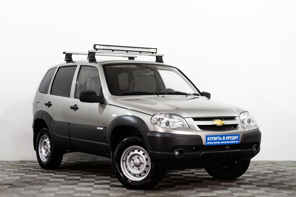 Внедорожник Chevrolet Niva 2011 года, 559000 рублей, Сургут