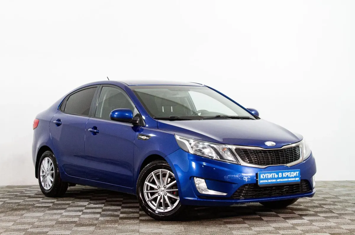 Хетчбэк Kia Rio 2013 года, 1039000 рублей, Сургут