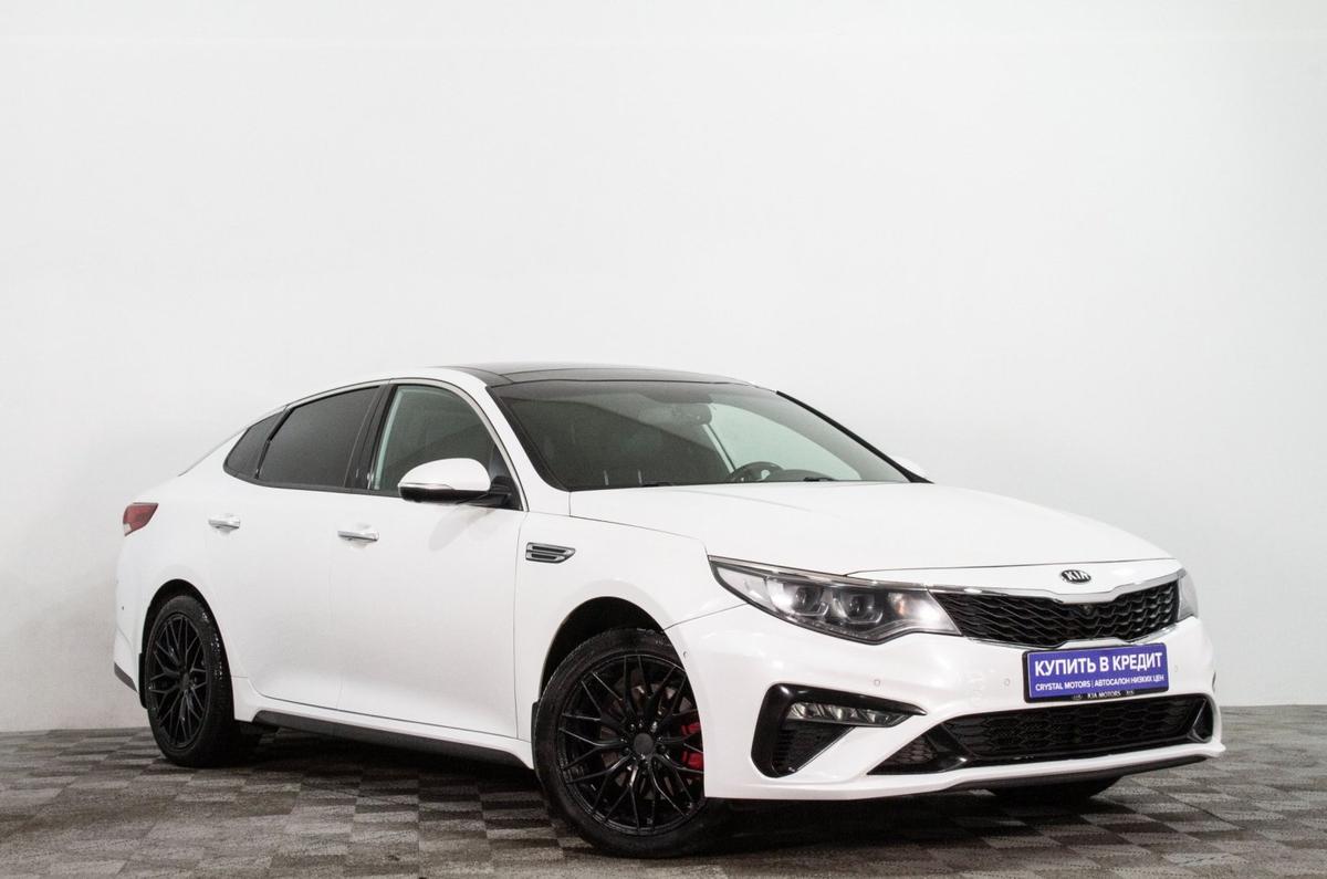 Седан Kia Optima 2018 года, 2039000 рублей, Сургут