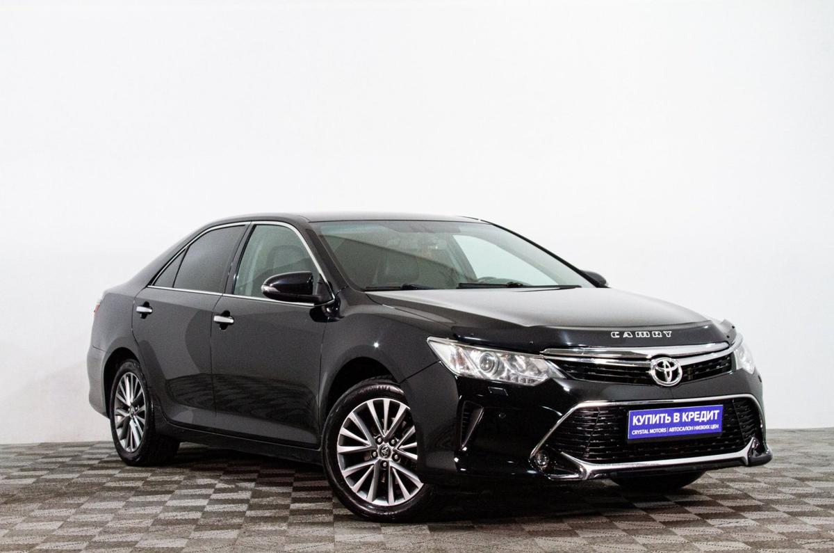 Седан Toyota Camry 2016 года, 2499000 рублей, Сургут