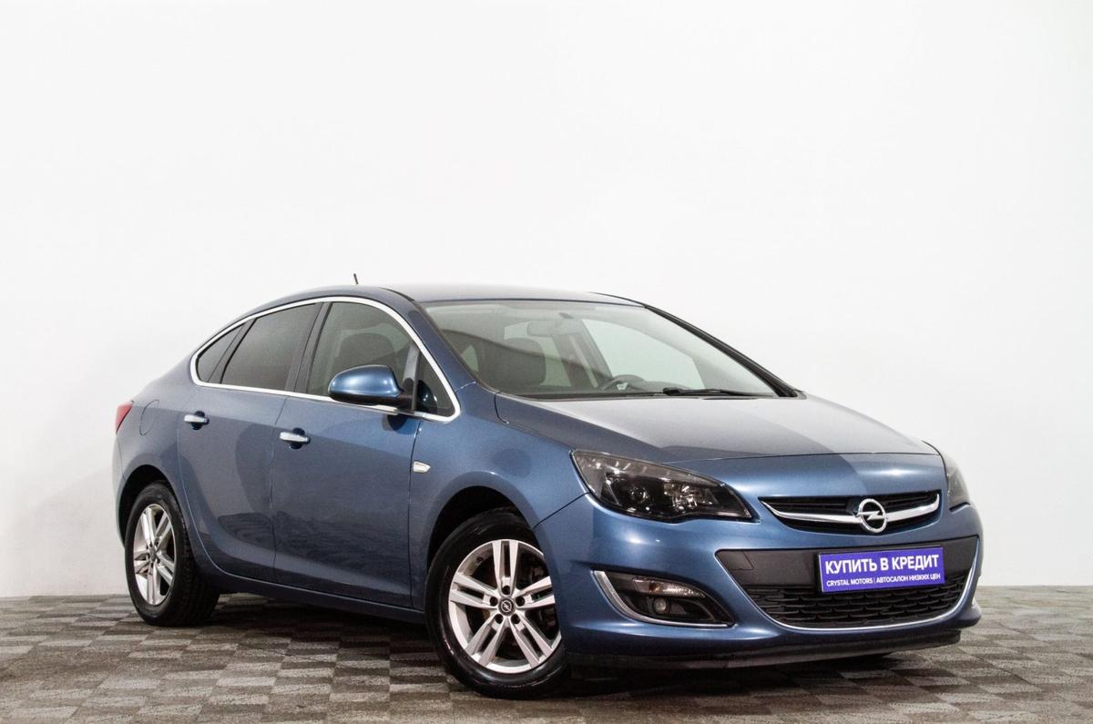 Седан Opel Astra 2014 года, 689000 рублей, Сургут