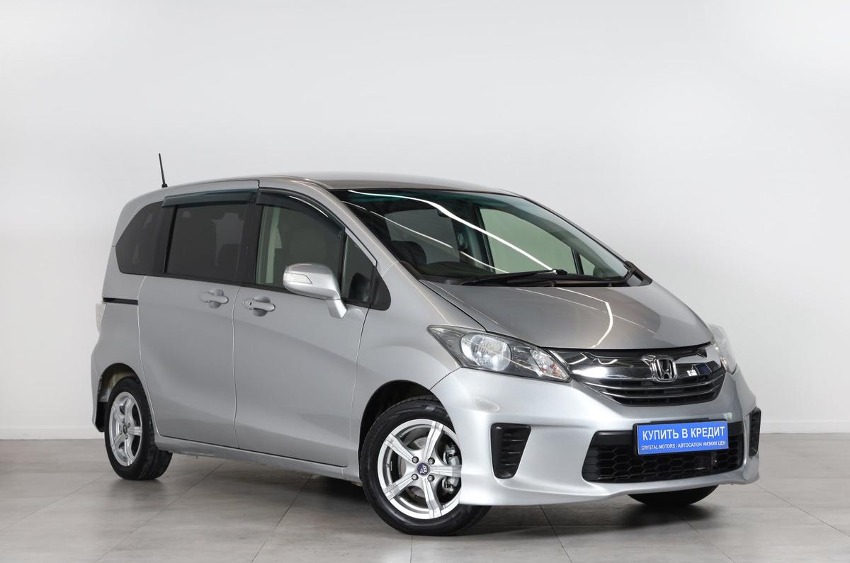 Минивэн Honda Freed 2015 года, 1159000 рублей, Новосибирск