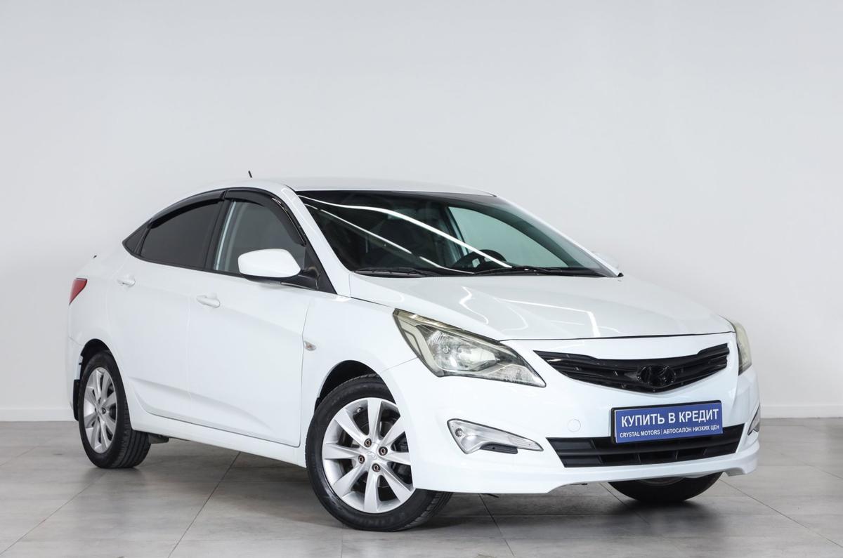 Седан Hyundai Solaris 2015 года, 899000 рублей, Новосибирск