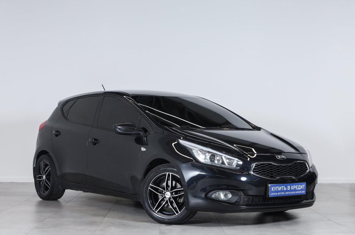 Хетчбэк Kia Ceed 2013 года, 899000 рублей, Новосибирск