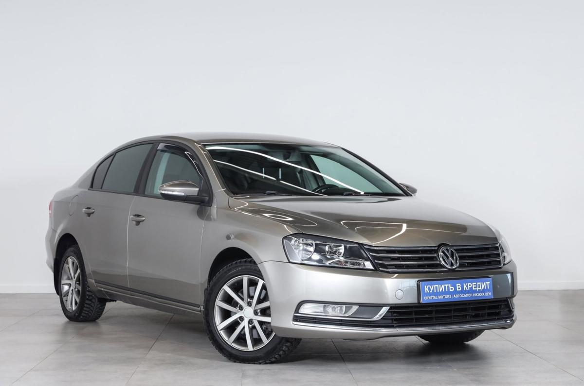 Седан Volkswagen Passat 2012 года, 1059000 рублей, Новосибирск